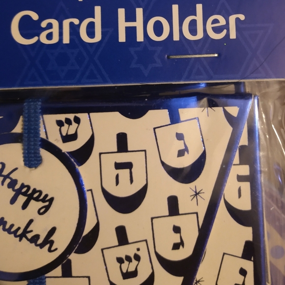Happy Hanukkah Bundle: 8 Gift Bags & 6 Gift Cards - Picture 3 of 10